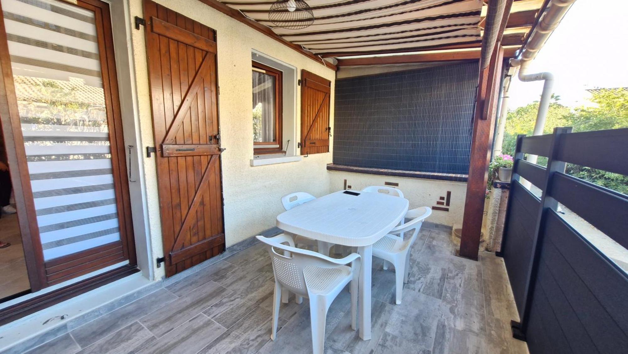 LES PATIOS DE LA MER : villa 4 pers proche de la plage Saint-Cyprien  Extérieur photo